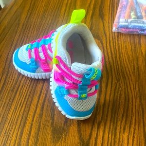 Infant New Balance Tennis Shoes